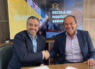 Aconseg-SP firma parceria de educação continuada com ENS Aconseg-SP é a primeira associação a firmar uma parceria de educação continuada com a ENS