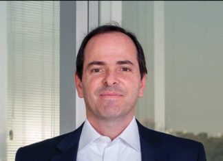 Seguro cobre queda de piscina? André W Vidigal - Seguro cobre queda de piscina?