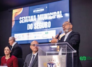 Clube dos Seguradores BA na Sessão Solene que abre a Semana do Seguro