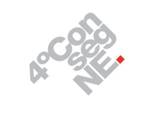 Comunicado 4º CONSEG-NE Após um longo tempo de espera, várias negociações e tratativas com todos os players e entes envolvidos na realização do 4º CONSEGNE – Congresso de Corretores de Seguros do Nordeste, tendo em vista as complicações impostas pela pandemia do COVID 19, a Comissão Organizadora do Evento, em reunião e com a anuência unanime dos promotores do evento, vimos comunicar a nova data da realização do evento, no período de 30 de junho a 01 de julho de 2022. Nosso evento será realizado de forma presencial, seguindo todas as orientações, normas, protocolos, portarias e determinações anunciadas pelas autoridades sanitárias, com a finalidade de trazer, ao máximo, um ambiente seguro e confortável a todos que estarão presentes. Manteremos nossa programação de palestras, debates e atividades sociais! Entretanto, nossa equipe trabalha para ofertar algumas novidades e formatos diferentes para o evento: serão rodadas de negócios, treinamentos, workshops e muitas ativações para acentuar, ainda mais, nosso network e gerar negócios. Em breve estaremos reabrindo nossos canais de comunicação: e-mails; redes sociais, site oficial, etc. a fim de dirimir e responder os questionamentos que surgirão. Pedimos a compreensão de todos, tendo em vista que precisamos estar calçados de todo amparo legal para não lesar quaisquer um dos envolvidos no processo. É sabido que nossas vidas mudaram de forma repentina e abrupta! Alguns do nosso convívio direto nos deixaram prematuramente, mas jamais deixarão de ser amados e lembrados! Esses filhos, irmãos, pais, mães, amigos, etc., não perderam a luta contra esse vírus terrível! Ao contrário, serão lembrados como fortes guerreiros! Pessoas que cumpriram suas jornadas nesse mundo de forma plena e honrada! Por fim, e não menos importante, aproveitamos a estação de festejos natalinos e de confraternização, para desejar um final de ano cheio de bênçãos do altíssimo. Que nesse tempo, independente da sua crença ou confissão de fé, você possa oferecer uma prece, oração ou reflexão pelo nosso evento e por tudo isso que estamos passando. O 4º CONSEGNE será palco de abraços, sorrisos e reencontros com uma sensação de regozijo e satisfação. Acredite, será inesquecível! Em breve estaremos repassando maiores informações pelos nossos canais oficiais nas redes sociais, além de informativos eletrônicos (e-mail), revistas especializadas e mídias em geral. Um forte abraço de todos que fazem esta comissão. João Pessoa-PB, 20 de janeiro de 2022.. Edvan Gomes de Vasconcelos Presidente do 4º CONSEGNE