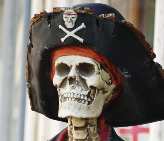 Correios vende seguro pirata e é alvo de fraudes Correios vendem seguro irregular e é alvo de fraudes por mercadorias extraviadas