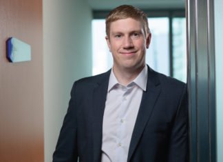 Allianz Seguros lança cobertura de vidros, com assistência Auto e Moto Allianz Seguros lança planos de cobertura de vidros, com serviços de pequenos reparos e proteção pneu e roda nos produtos Auto e MotoResidencial