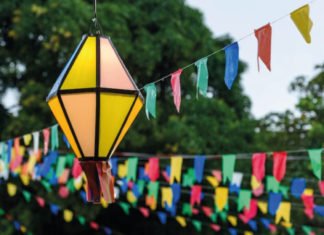 Festejos juninos: seguros protegem quem cai no forró Festejos juninos: mercado de seguros têm produtos para proteger quem cai no forró ou aproveita feriado para descansar