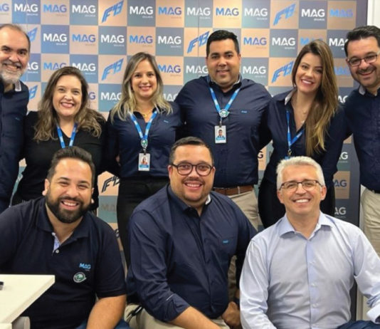 MAG visita corretores de seguros de Franca Líderes da MAG Seguros visitam unidade de negócio e transmitem conhecimentos a corretores