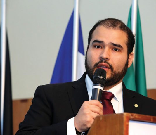 Proposta anula regra que obriga corretor de seguros a informar taxa de corretagem ENS e PUC-Rio se unem para ampliar estudos e programas educacionais em Seguros