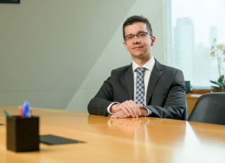 App “Allianz Cliente Auto” agora para Moto e Caminhão Allianz estende inovação e praticidade do app “Allianz Cliente Auto” para Moto e Caminhão