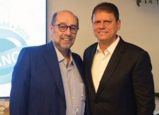 Presidente do Sincor-SP tem encontro com Tarcísio de Freitas