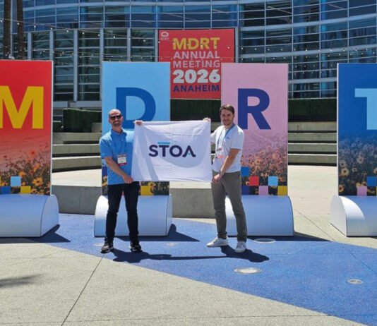 STOA marca presença em evento global de seguros