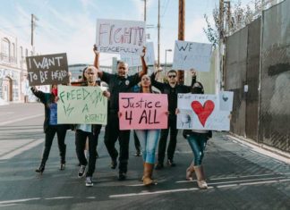 Trump tuitou 2,520 vezes contra a imprensa em 5 anos Trump tuitou 2,520 vezes contra a imprensa em 5 anos